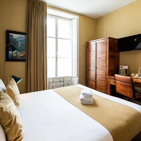 Logis Le Galant 라플레슈