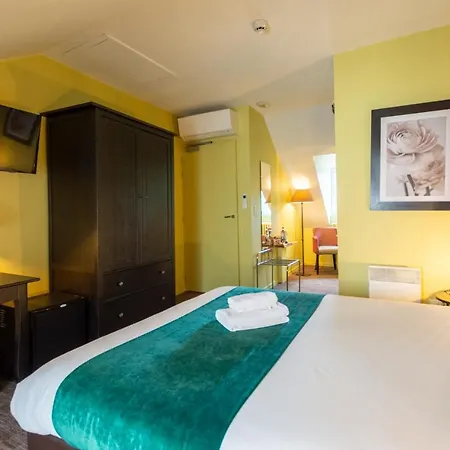 Logis Le Galant 호텔 3*