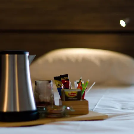 Logis Le Galant Hotell 3*