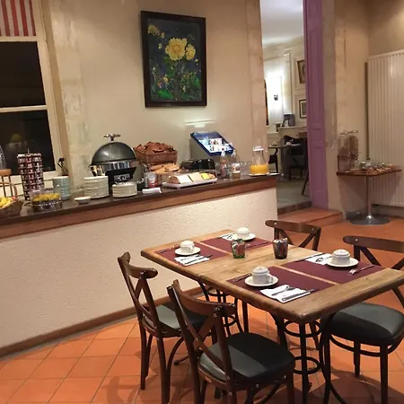 Logis Le Galant 酒店 3*