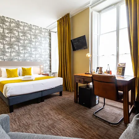 Logis Le Galant 3* 라플레슈