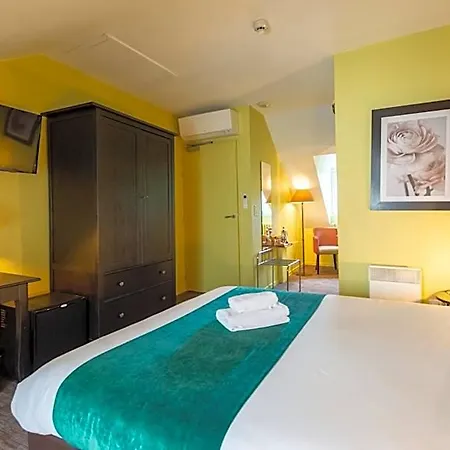 Logis Le Galant Hotel