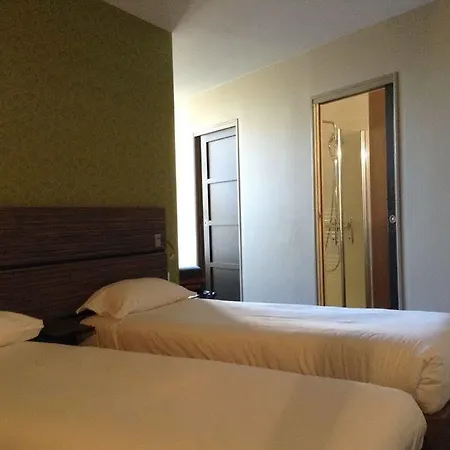 Logis Le Galant 호텔 3*