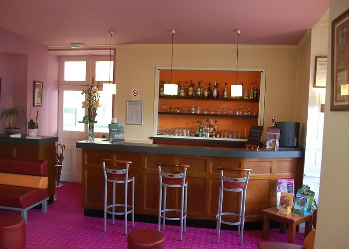 Logis Le Galant Hotel