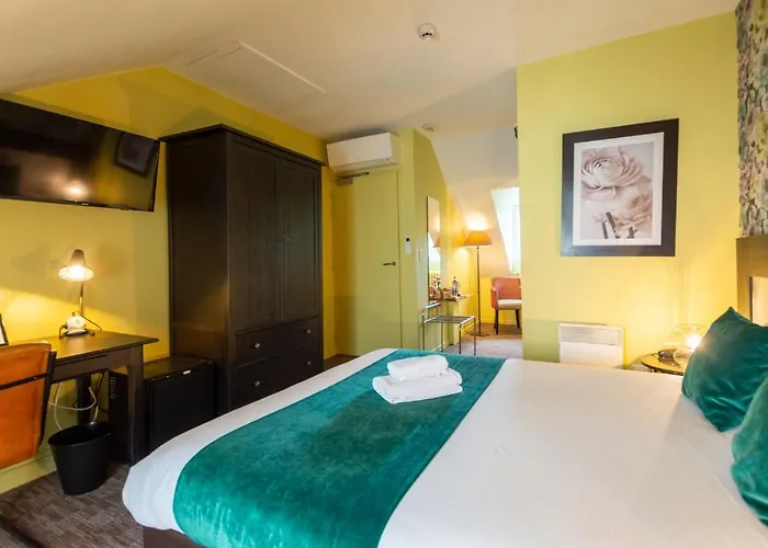 Logis Le Galant Hotel 3*