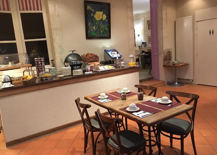 Logis Le Galant Hotel 3*