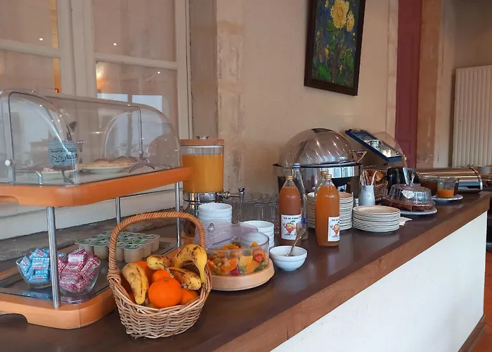 Logis Le Galant Hotel